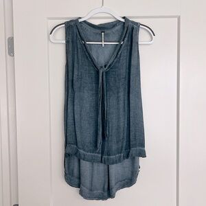 Free people flowy top size small